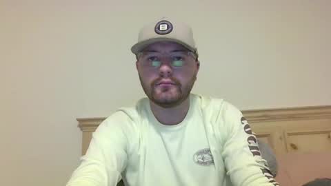 Snapshot of baddydaddy23 chatting on 10/08/25, 01:36 Jon online show from 10/08/25, 01:36