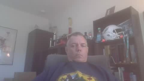 Snapshot of badger32934 chatting on 11/11/25, 05:57 Badger online show from 11/11/25, 05:57