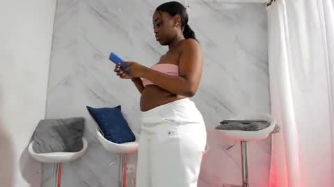 candy and dayan online show from 02/05/25, 11:02