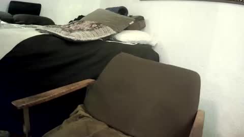 Mexican livin Off the Wall online show from 02/03/26, 05:16