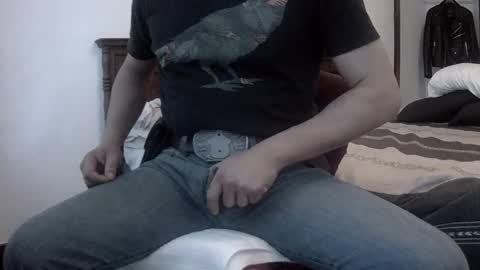 Snapshot of badhombremx chatting on 05/02/26, 01:38 Mexican livin Off the Wall online show from 05/02/26, 01:38