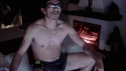 Snapshot of badhombremx chatting on 06/10/26, 08:46 Mexican livin Off the Wall online show from 06/10/26, 08:46