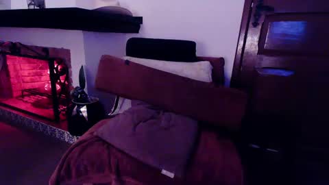 Snapshot of badhombremx chatting on 07/20/26, 10:39 Mexican livin Off the Wall online show from 07/20/26, 10:39