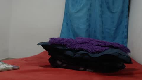 Snapshot of badjuanhot chatting on 12/04/24, 10:02 Juan Help us reach 100 likes online show from 12/04/24, 10:02