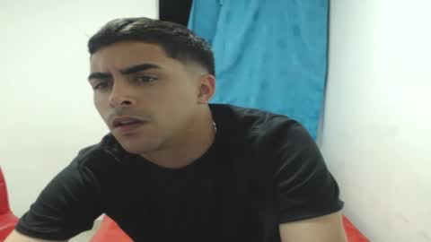 Snapshot of badjuanhot chatting on 12/12/24, 12:38 Juan Help us reach 100 likes online show from 12/12/24, 12:38