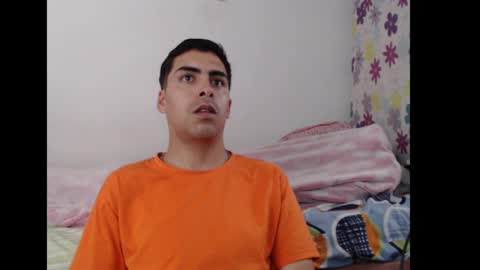 Snapshot of badjuanhot chatting on 01/11/25, 06:23 Juan Help us reach 100 likes online show from 01/11/25, 06:23