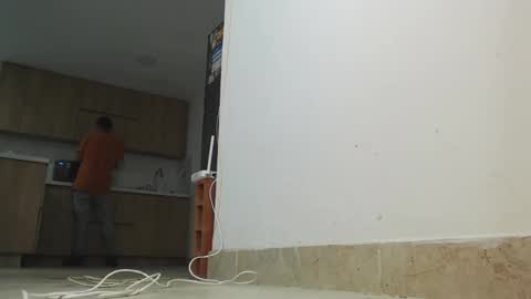 Snapshot of badjuanhot chatting on 02/21/25, 10:50 Juan Help us reach 100 likes online show from 02/21/25, 10:50