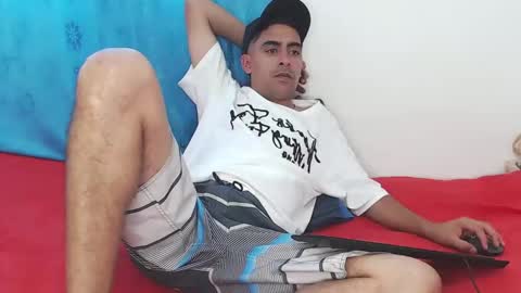 Snapshot of badjuanhot chatting on 02/25/25, 06:20 Juan Help us reach 100 likes online show from 02/25/25, 06:20