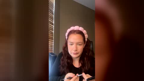 Snapshot of badkittybadcobra chatting on 05/30/26, 04:04 badkittybadcobra online show from 05/30/26, 04:04