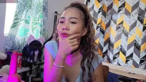 badlilbambi online show from 09/14/25, 12:32