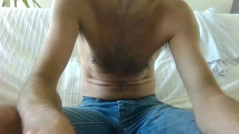 Snapshot of badmax35 chatting on 05/01/26, 11:37 badmax online show from 05/01/26, 11:37