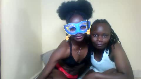 Snapshot of bads_hornies chatting on 11/04/25, 09:41 bads_hornies online show from 11/04/25, 09:41