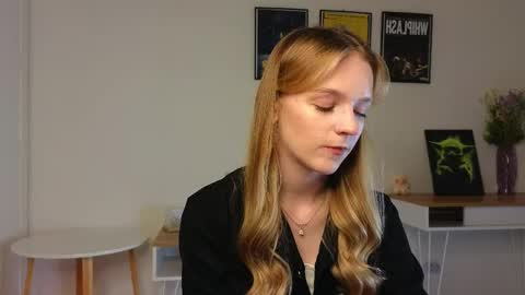 Snapshot of baeyoda chatting on 05/21/26, 04:14 Kate online show from 05/21/26, 04:14