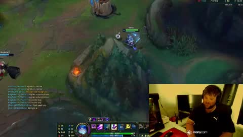 Snapshot of baftez chatting on 12/15/24, 05:45 Baffels online show from 12/15/24, 05:45