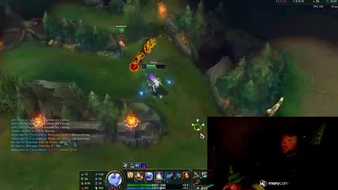 Snapshot of baftez chatting on 12/21/24, 01:32 Baffels online show from 12/21/24, 01:32