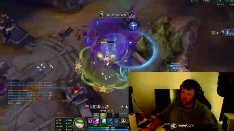 Snapshot of baftez chatting on 02/09/25, 05:29 Baffels online show from 02/09/25, 05:29