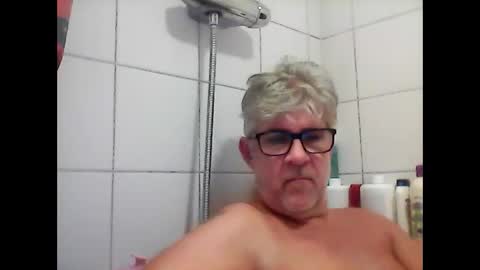 baggelina75 online show from 12/27/24, 07:03