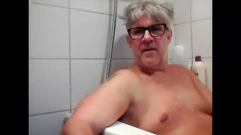 baggelina75 online show from 01/14/25, 07:21