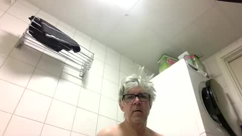 baggelina75 online show from 04/17/26, 03:42