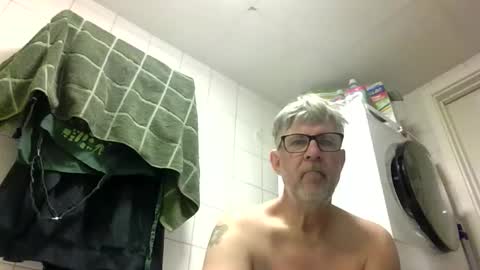 Snapshot of baggelina75 chatting on 05/12/26, 08:00 baggelina75 online show from 05/12/26, 08:00