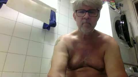 Snapshot of baggelina75 chatting on 07/01/26, 09:47 baggelina75 online show from 07/01/26, 09:47