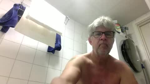 Snapshot of baggelina75 chatting on 07/02/26, 04:07 baggelina75 online show from 07/02/26, 04:07