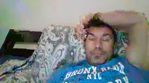 Snapshot of bagio18 chatting on 12/15/24, 02:48 Bagio online show from 12/15/24, 02:48