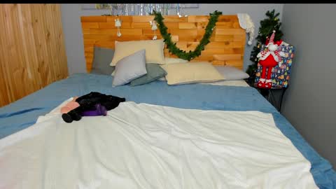 holly online show from 01/07/25, 06:56