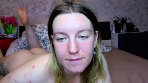 holly online show from 06/18/26, 03:38
