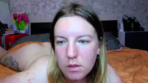 holly online show from 07/08/26, 03:38