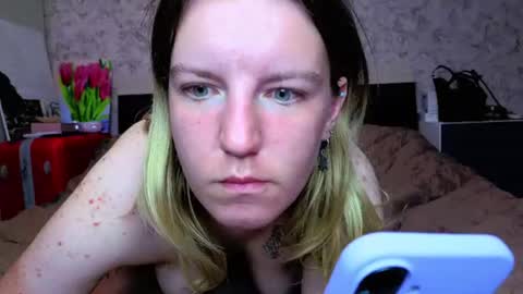 holly online show from 07/10/26, 05:04