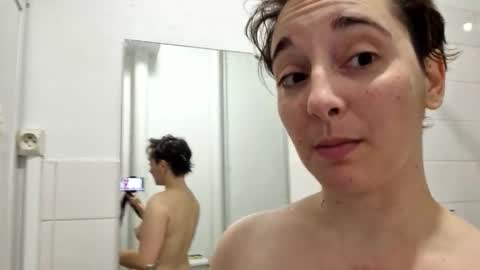 Snapshot of baiedesbois chatting on 11/17/25, 07:30 Baiedesbois online show from 11/17/25, 07:30