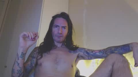 Bailey online show from 03/11/26, 01:22