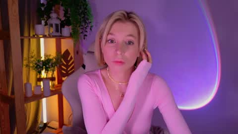 Elly online show from 05/24/26, 11:04