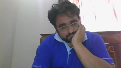 Snapshot of ballbustingslave1987nolimits chatting on 07/23/26, 11:08 Ballbusting Slave online show from 07/23/26, 11:08