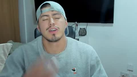 Andres -  online show from 03/12/26, 10:54