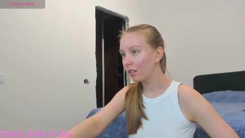 Kira online show from 07/11/26, 07:05