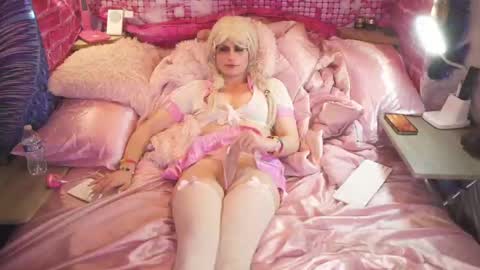 Bambi Bubbles online show from 10/02/25, 06:20