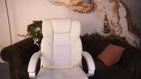 Bambi online show from 01/07/25, 02:08