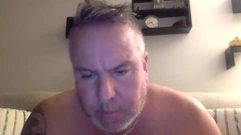 Snapshot of banana5289 chatting on 12/28/24, 09:42 banana5289 online show from 12/28/24, 09:42