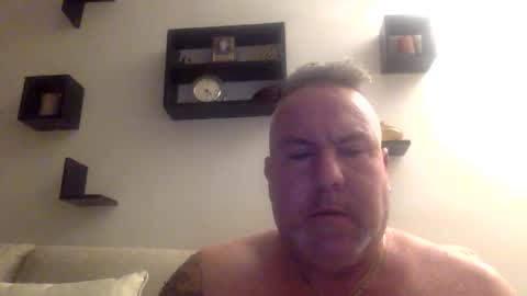 Snapshot of banana5289 chatting on 01/01/25, 09:28 banana5289 online show from 01/01/25, 09:28