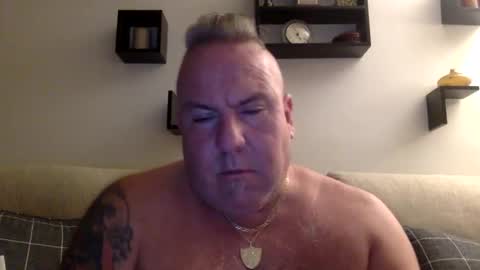Snapshot of banana5289 chatting on 09/27/25, 08:52 banana5289 online show from 09/27/25, 08:52