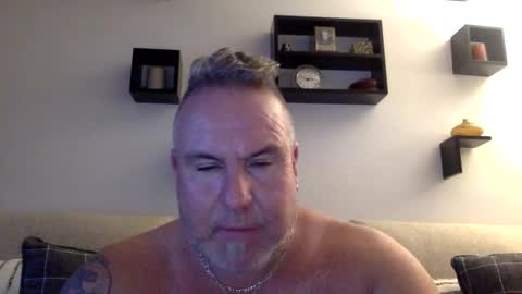 banana5289 online show from 11/26/25, 07:48