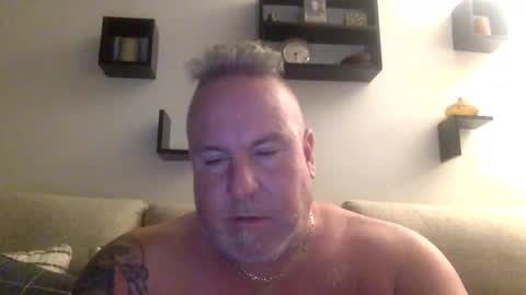 banana5289 online show from 04/20/26, 01:19