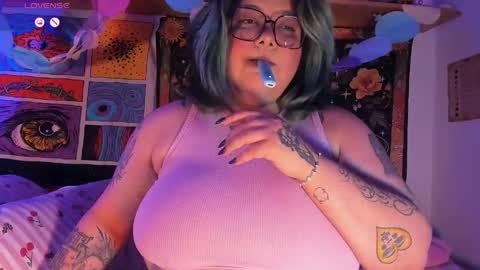 Snapshot of banana__squirt chatting on 05/20/26, 10:27 Ana online show from 05/20/26, 10:27