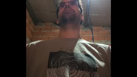 Ezequiel online show from 12/16/25, 01:54