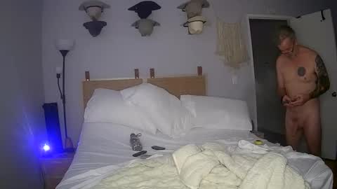 bananas318 online show from 02/10/26, 02:15