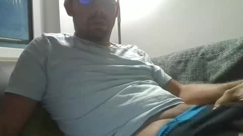 Mark online show from 10/08/25, 05:10