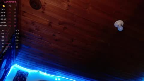 Snapshot of baphometh_07 chatting on 05/14/26, 01:29 lilithgreen7 online show from 05/14/26, 01:29