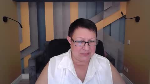 barbaraturners online show from 10/31/25, 09:38